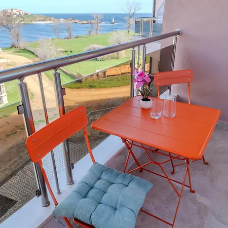 Sea View Luxury Apartments- Harbor View Luxury *