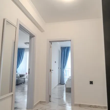 Sea View Luxury Apartments- Harbor View Luxury Ahtopol