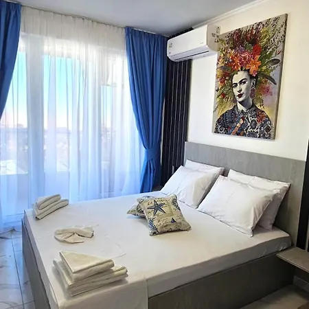 Sea View Luxury Apartments- Harbor View Luxury *