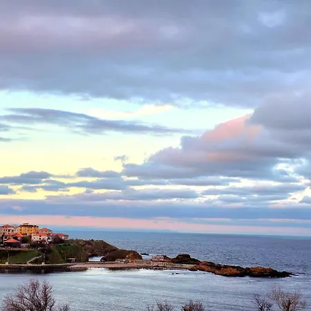 Lejlighed Sea View Luxury Apartments- Harbor View Luxury Ahtopol